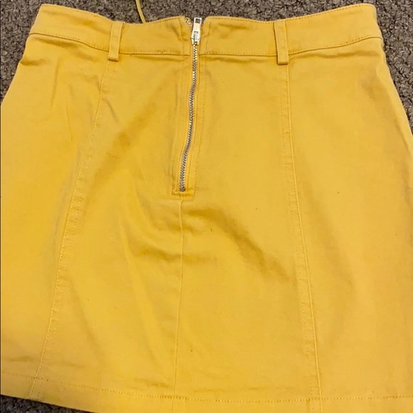 Forever 21 skirt - Picture 2 of 2